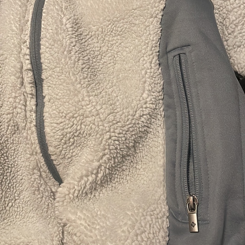 Columbia zip up - Picture 2 of 2